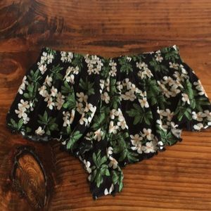 Honeydew floral sleeping shorts